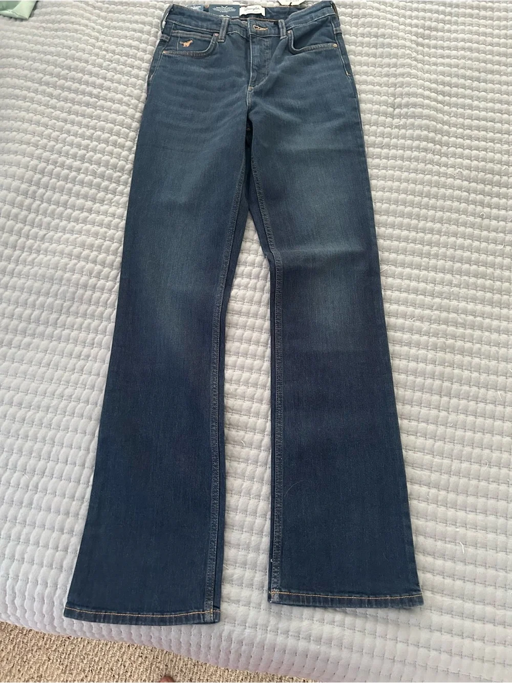 NEW- Women’s Wrangler Rodeo Riding Jeans - Bootcut High Rise 27x34- NEW - Picture 2 of 4